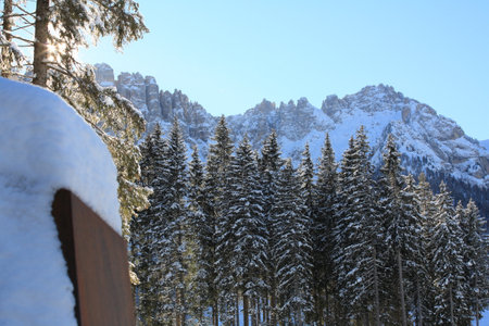 Winter in the Swiss Alps (Braunwald, Glarus, Switzerland)の写真素材