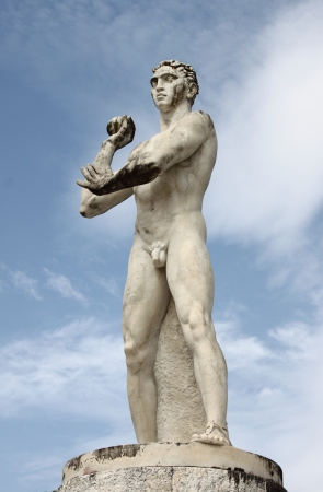 Statue of a shot putter in the Marble Stadium of Rome, Italyの写真素材