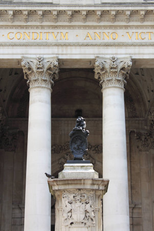 Closeup of the War memorial at Bank of England. London, UKのeditorial素材