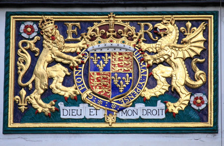 Royal coat of arms of the United Kingdom having the motto Dieu et Mon Droitのeditorial素材
