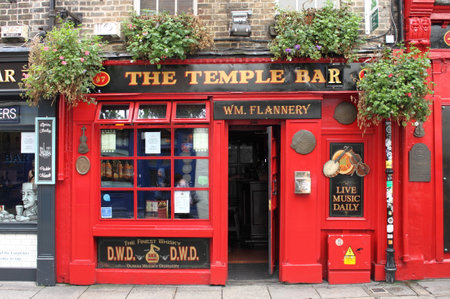 DUBLIN, IRELAND - SEPTEMBER 5, 2016: Temple Bar on September 5, 2016 in Dublin. Temple Bar is a famous landmark in Dublins cultural quarter visited by thousands of tourists every yearのeditorial素材