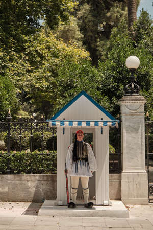 ATHENS, GREECE - JUNE 2019 - Guards in front of the palace -Changing the Guard Greece Presidential Mansion, Athensのeditorial素材