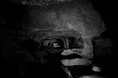 The catacombs form a typical complex of interconnected underground Roman cemeteries that were in use up to the 7th, and possibly the 8th centuries ADのeditorial素材