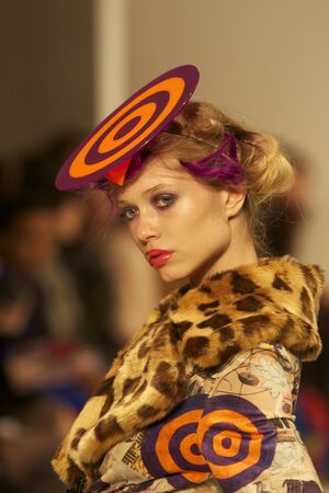 London Fashion Week  Dans la Vie  , Runaway Catwalkのeditorial素材