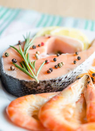 Salmon abd shrimpsの写真素材