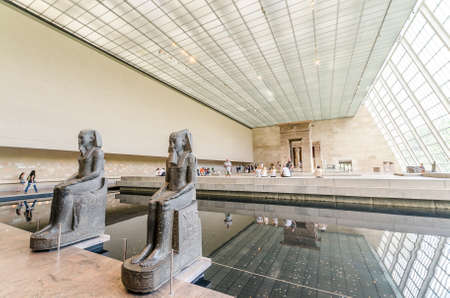 NEW YORK CITY - JUL 17: In the Metropolitan Museum of Art's on July 17, 2014 in New York. Templa of Dendur, Egyptian temple replica in Metropolitan Museum of Art.のeditorial素材
