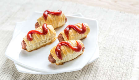 mini hotdogsの写真素材