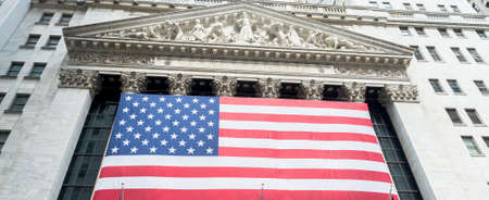 NEW YORK CITY - JULY 10: Facade of New York Stock Exchange on July 10, 2015 in NYC. New York Stock Exchange is the largest stock exchange in the worldのeditorial素材