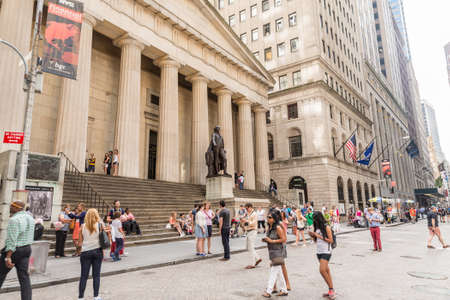 NEW YORK CITY - JULY 10: Facade of Federal Hall on July 10, 2015 in NYC. Federal Hall was the site of George Washington's inauguration as the first President of USA.のeditorial素材