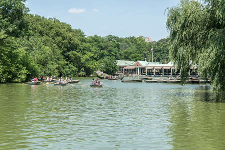 NEW YORK CITY - JULY 10: People have rest in Central Park on July 10, 2015 in New York. Central Park is an urban park in the central part of the borough of Manhattan.のeditorial素材