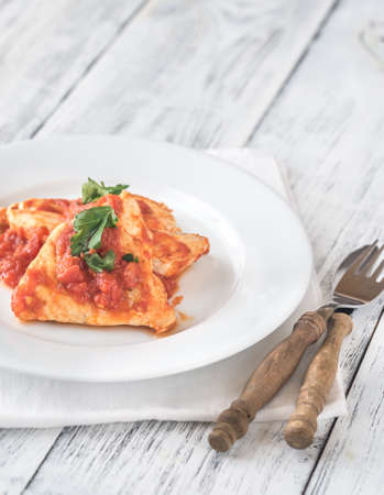 Chicken in tomato garlic sauce