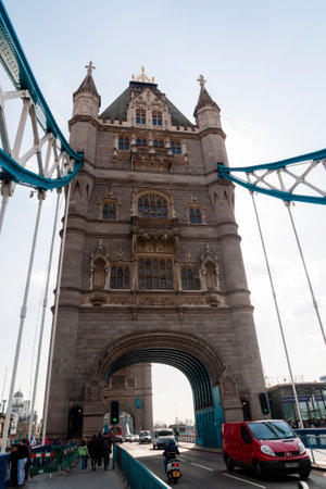 London, England - Aril 2, 2012: Tower Bridge, most famous bridge in London across the River Thames. Bridge is combined bascule and suspension bridge built between 1886 and 1894のeditorial素材