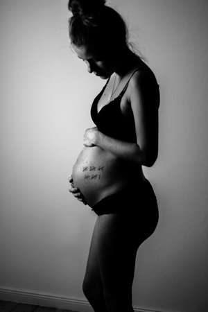 pregnant woman counting the days