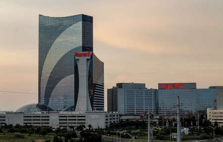 ATLANTIC CITY, NEW JERSEY - June 25, 2013 - Harrah s Hotel   Casinoのeditorial素材