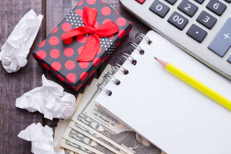 concept of budget to buy gifts, top viewの写真素材