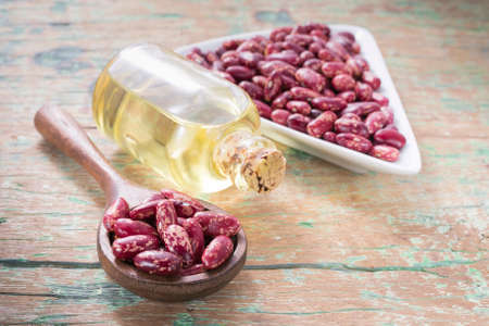 red bean in bowl on the table, Phaseolus vulgarisの写真素材