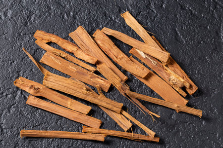 bark of medicinal plant cat's claw, uncaria tomentosaの写真素材