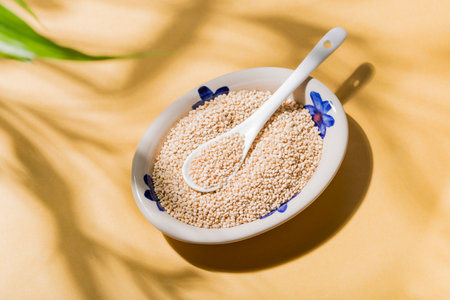 Satisfy Your Hunger with a Delicious Quinoa Bowlの写真素材