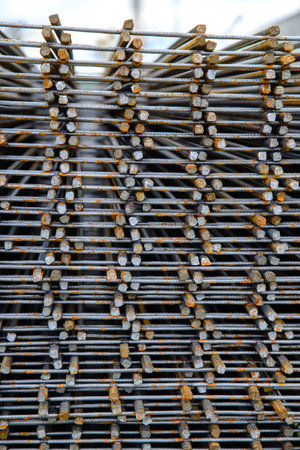 Welded mesh background, end view