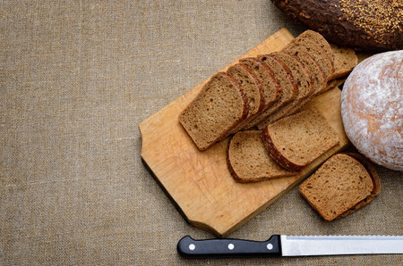Sliced bread, fresh bakery products close upの写真素材