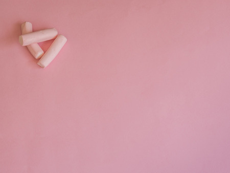 Marshmallow on pink background with copy spaceの写真素材