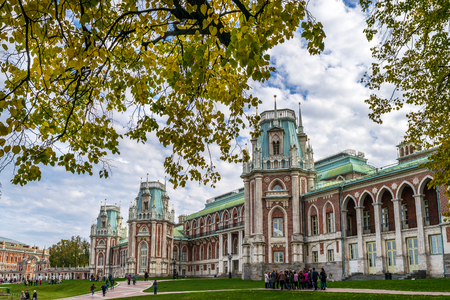 MOSCOW, RUSSIA - OCTOBER 7, 2018: Tourists near The Grand Palace in autumn Tsaritsino park and reserveのeditorial素材