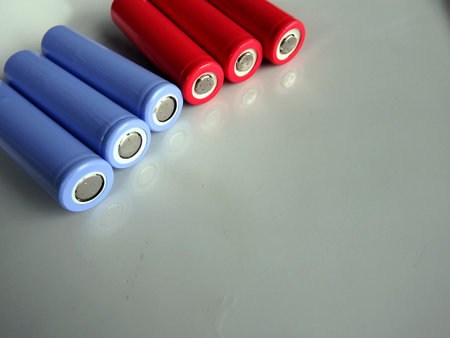 Colorful 18650 mAh Lithium Li-Ion Rechargeable Batteriesの写真素材