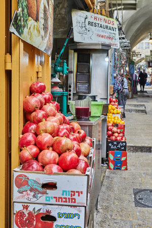 Arab Bazaar in the Old City of Jerusalem.のeditorial素材