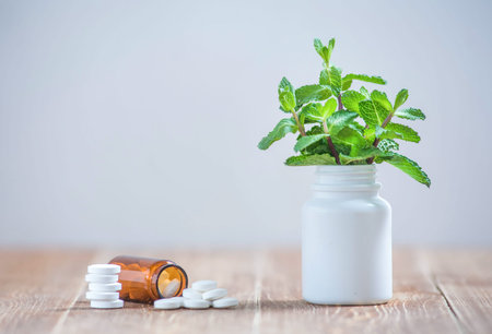Comparison of tablets of modern medicine with medicinal plants of traditional medicine. An...