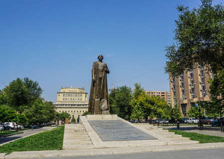Yerevan Garegin Nzhdeh Park with Picturesque View of Statueのeditorial素材