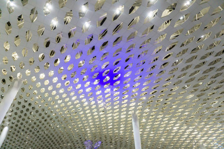 Airport Interior Ceiling Design White Colored Hexagram Shapes with Lights