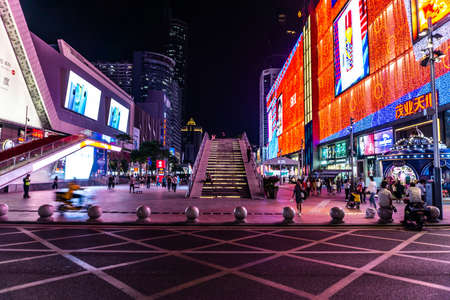 China Shenzhen Huaqiang North Commercial Street with Neon Lights Illuminated Buildings at Nightのeditorial素材