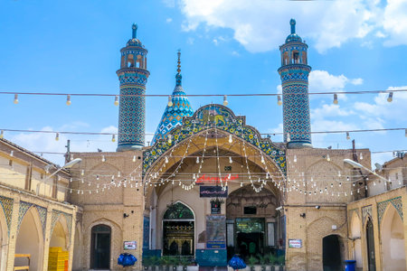 Kashan Sultan Amir Ahmad Conic Shaped Dome Mausoleum Entrance Gateのeditorial素材