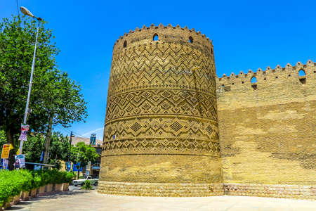 Shiraz Karim Khan Arg Castle Exterior Watch Tower Walls View Pointのeditorial素材