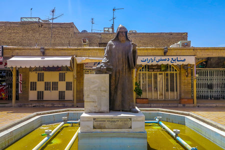 Isfahan Armenian Apostolic Holy Savior Vank Cathedral with Archbishop Khachatur Kesaratsi Statueのeditorial素材