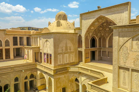 Kashan Boroujerd Historical House Courtyard Dome View Pointのeditorial素材
