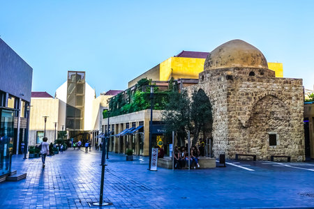 Beirut Zawiyat Ibn Arraq Mosque Dome Building at Beirut Souksのeditorial素材