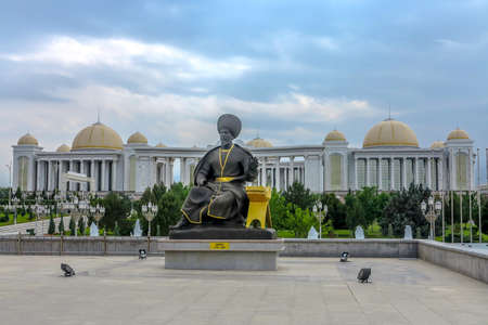 Ashgabat Independence Monument with Turkmen Warrior in Traditional Costumeのeditorial素材
