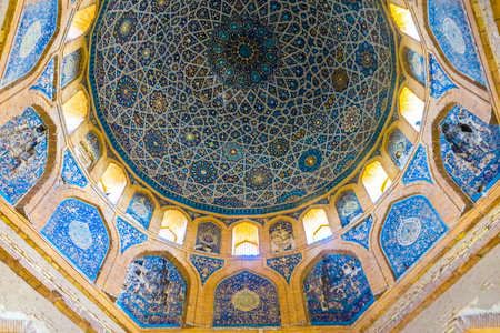 Konye Urgench Turabek Khanum Mausoleum Ceiling Dome Viewのeditorial素材