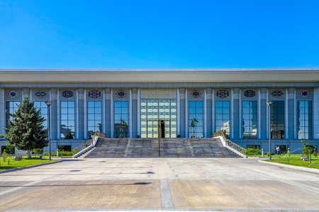 Ashgabat Turkmen National Carpet Museum Frontal Entrance Gate Viewのeditorial素材