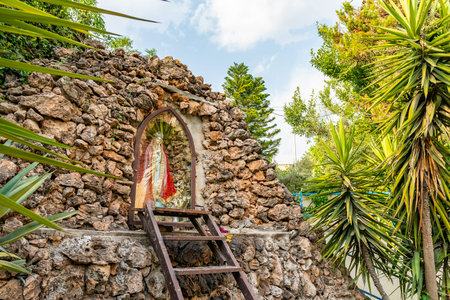 Islamabad Roman Catholic F8 Our Lady of Fatima Church Picturesque View of Garden at Sunset Blue Sky Dayの写真素材