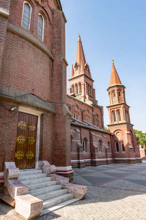 Lahore Sacred Heart of Jesus Cathedral Picturesque View at Lawrence Road on a Sunny Blue Sky Dayの写真素材