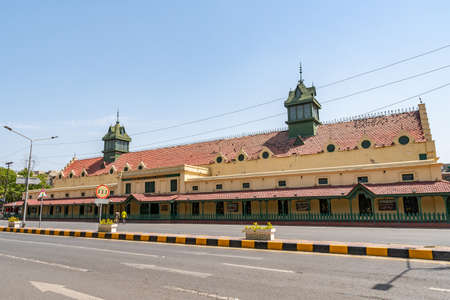 Lahore City Heritage Museum Picturesque View of Building at Mall Road on a Sunny Blue Sky Dayの写真素材