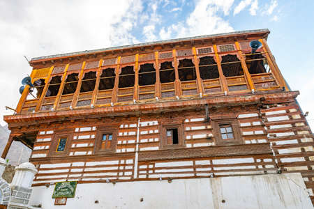 Khaplu Khapalu Chaqchan Mosque Picturesque View of the Building on a Sunny Blue Sky Dayの写真素材