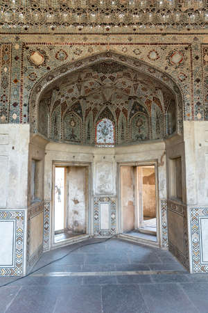 Lahore Fort Picturesque Breathtaking View of Sheesh Mahal Window on a Sunny Blue Sky Dayのeditorial素材