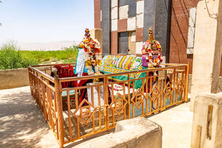 Sehwan Sharif Hazrat Laki Shah Sadar Shrine Picturesque View of Two Grave Coffins During Eid Al Fitr on a Sunny Blue Sky Dayのeditorial素材