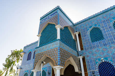 Sehwan Sharif Folk Craft Museum Picturesque Breathtaking View with a Tiles Facade on a Sunny Blue Sky Dayのeditorial素材