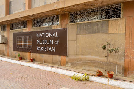 Karachi National Museum Picturesque Breathtaking View of the Building on a Cloudy Sky Dayのeditorial素材
