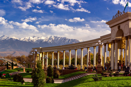 Almaty, Kazakhstan - October 27, 2014 Mountain View from the colonnade city park. Park of the first president in Almaty - a favorite place of citizens at any time of the year. In summer it is hold festivals and holidaysのeditorial素材
