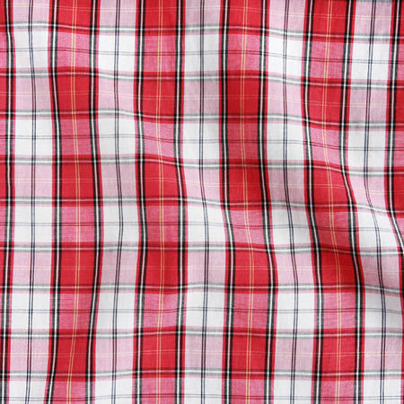 Texture of checkered picnic blanket  Red linen crumpled tablecloth の写真素材
